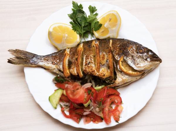 Poisson grillé (Dorade)